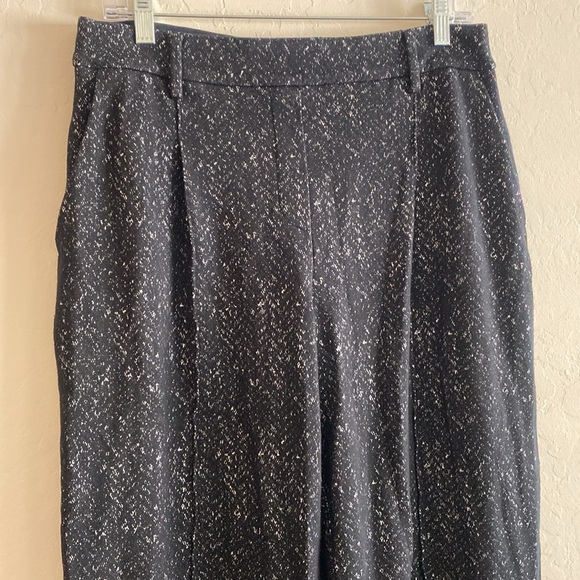 SPANX Ponte Barrel Leg Pant - Picture 7 of 15